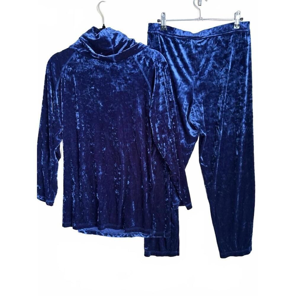 Cabernet Crushed Velvet Cowl Neck Oversized Top Ankle Pants Blue Medium M - Picture 5 of 9
